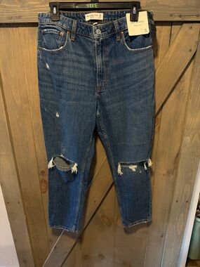 Abercrombie and fitch nwt Blue High-Rise Mom Jeans